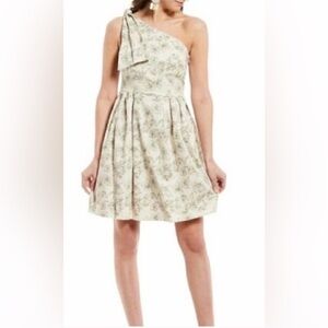 GIANNI Binni One Shoulder Dress EUC size 6